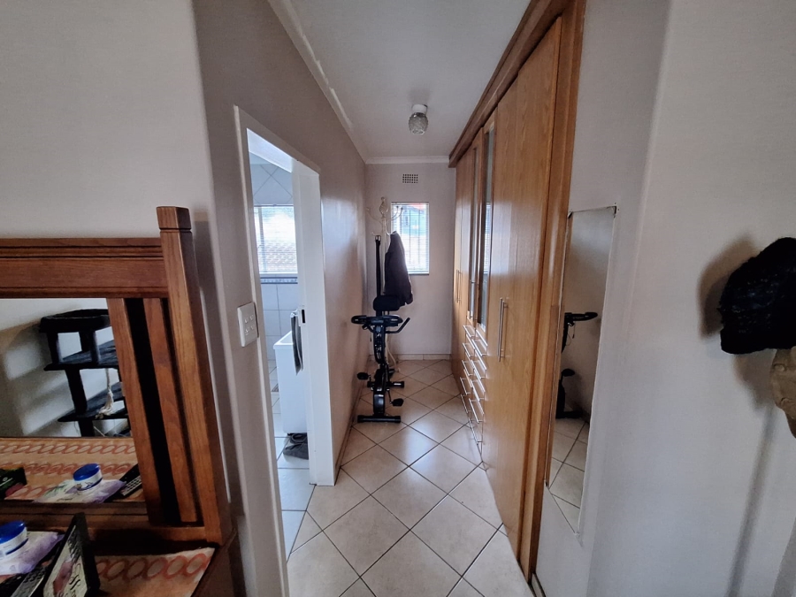4 Bedroom Property for Sale in Vanderbijlpark SE 7 Gauteng