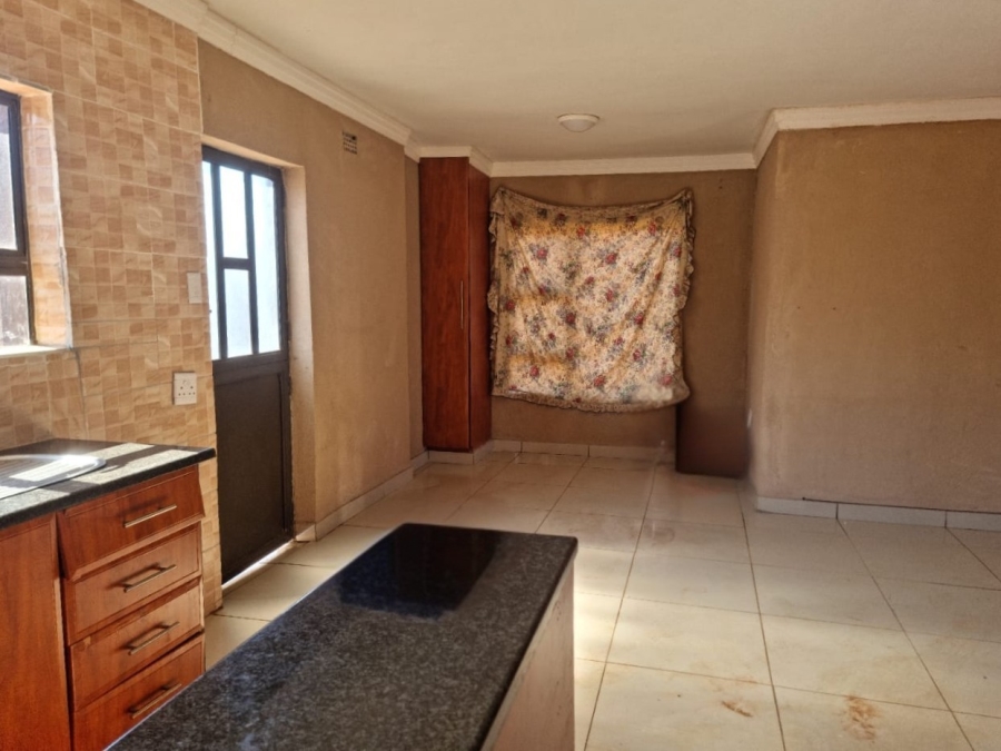 4 Bedroom Property for Sale in Sebokeng Zone 10 Gauteng