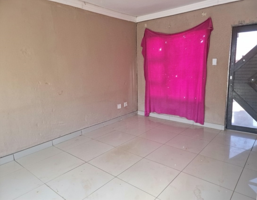 4 Bedroom Property for Sale in Sebokeng Zone 10 Gauteng