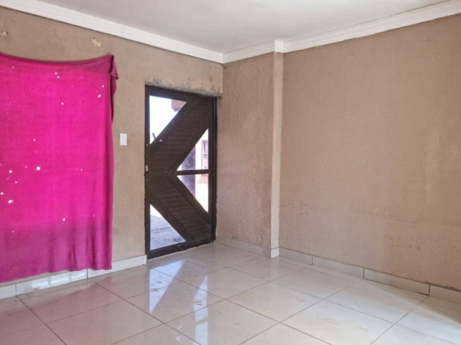 4 Bedroom Property for Sale in Sebokeng Zone 10 Gauteng