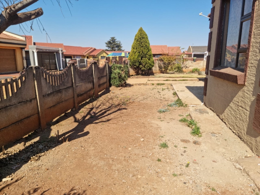 4 Bedroom Property for Sale in Sebokeng Zone 10 Gauteng