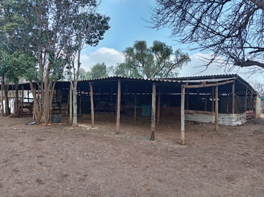 4 Bedroom Property for Sale in Mullerstuine Gauteng