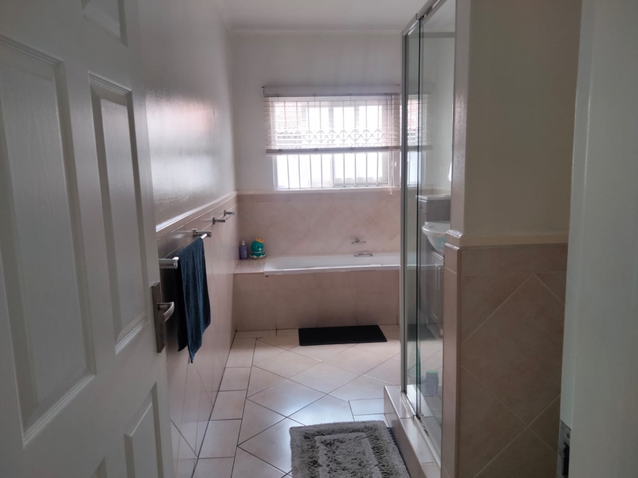 3 Bedroom Property for Sale in Ferndale Gauteng