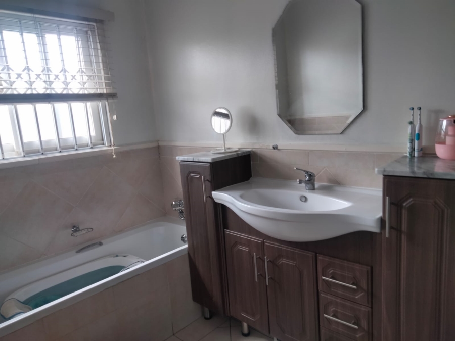 3 Bedroom Property for Sale in Ferndale Gauteng
