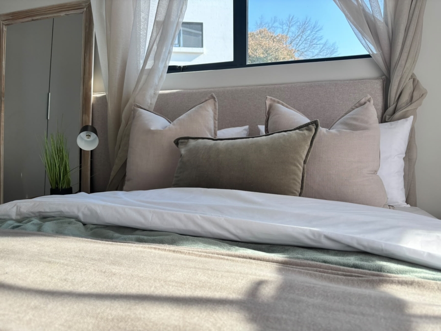 To Let 2 Bedroom Property for Rent in Bryanston Gauteng