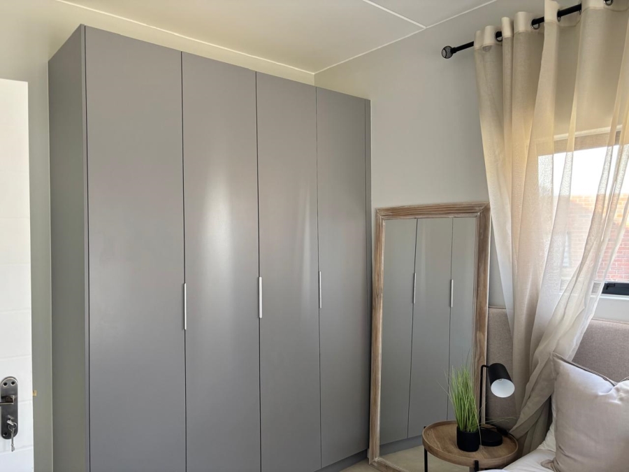 To Let 2 Bedroom Property for Rent in Bryanston Gauteng