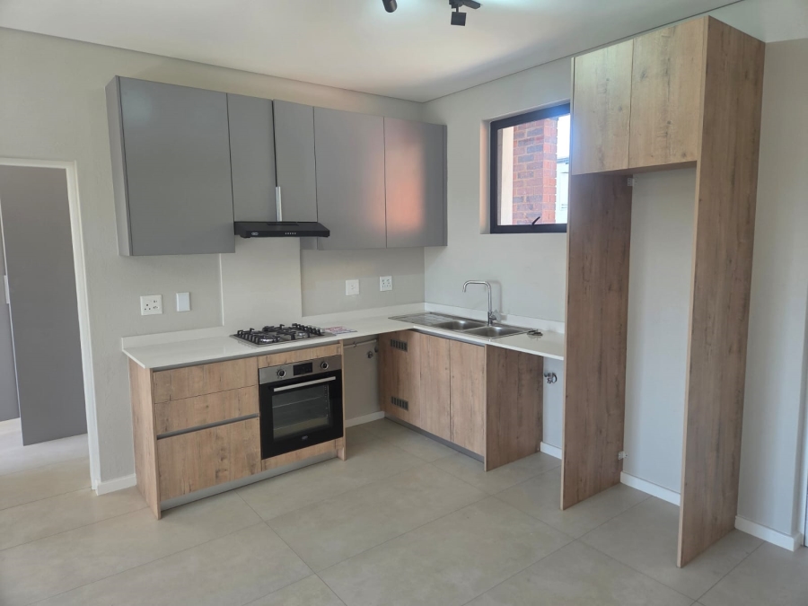 To Let 2 Bedroom Property for Rent in Bryanston Gauteng