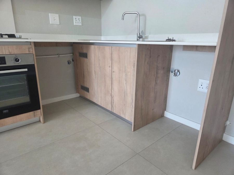 To Let 2 Bedroom Property for Rent in Bryanston Gauteng
