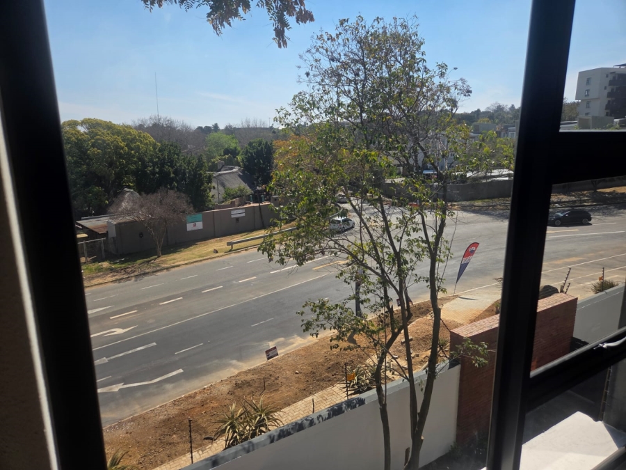 To Let 2 Bedroom Property for Rent in Bryanston Gauteng