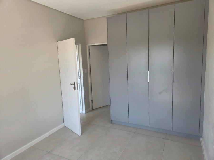 To Let 2 Bedroom Property for Rent in Bryanston Gauteng