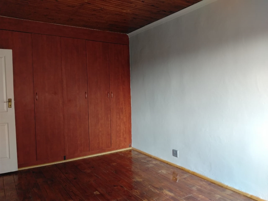 9 Bedroom Property for Sale in Dalview Gauteng