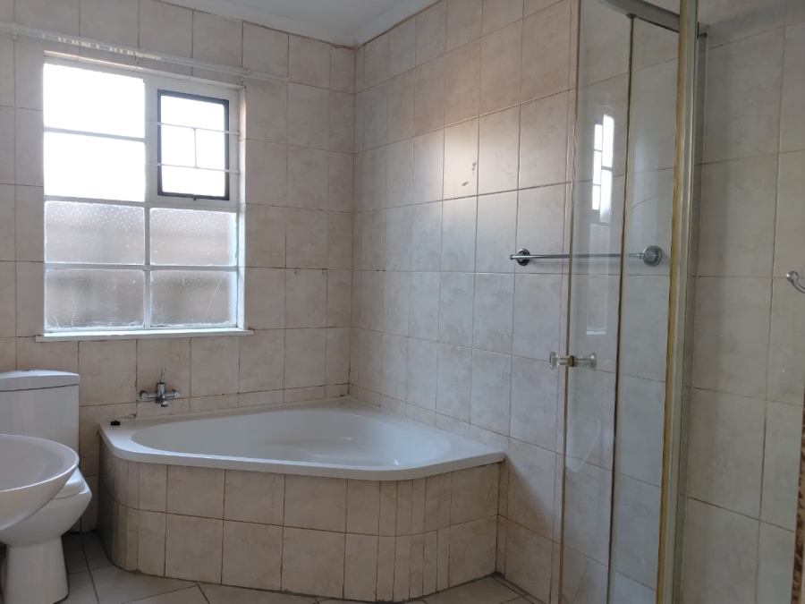 9 Bedroom Property for Sale in Dalview Gauteng