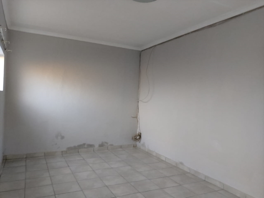 9 Bedroom Property for Sale in Dalview Gauteng