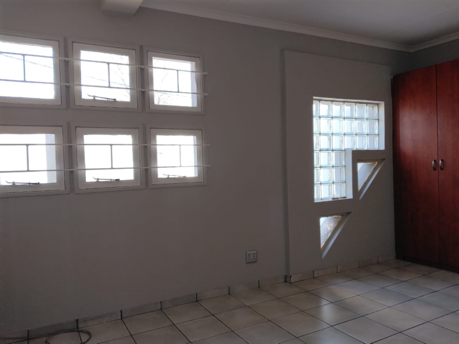 9 Bedroom Property for Sale in Dalview Gauteng