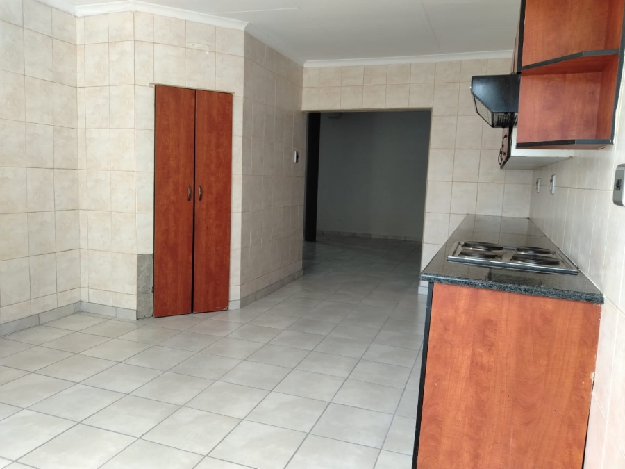9 Bedroom Property for Sale in Dalview Gauteng