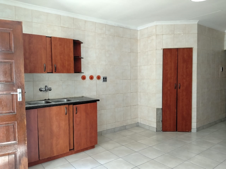9 Bedroom Property for Sale in Dalview Gauteng