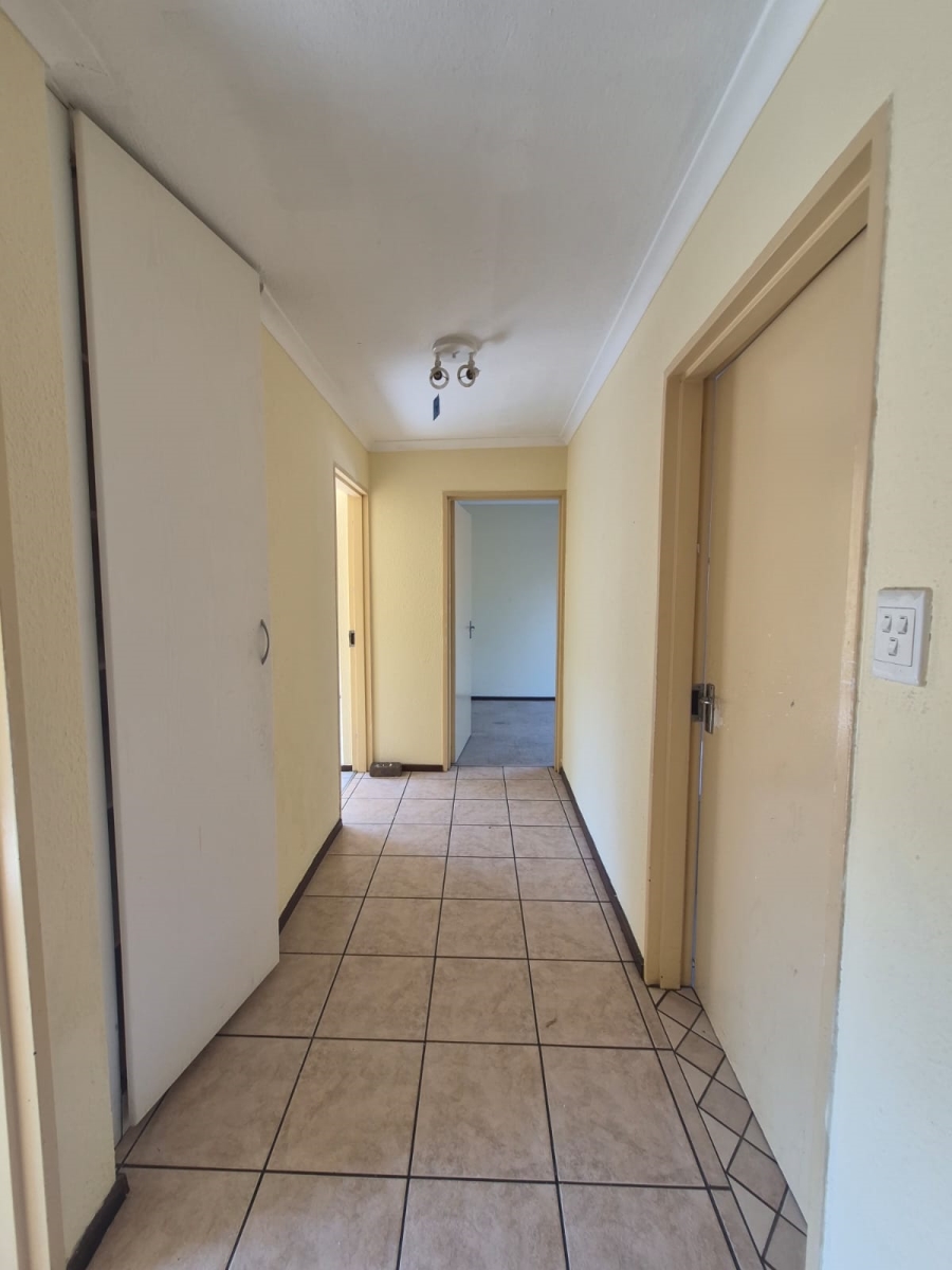 3 Bedroom Property for Sale in Edleen Gauteng