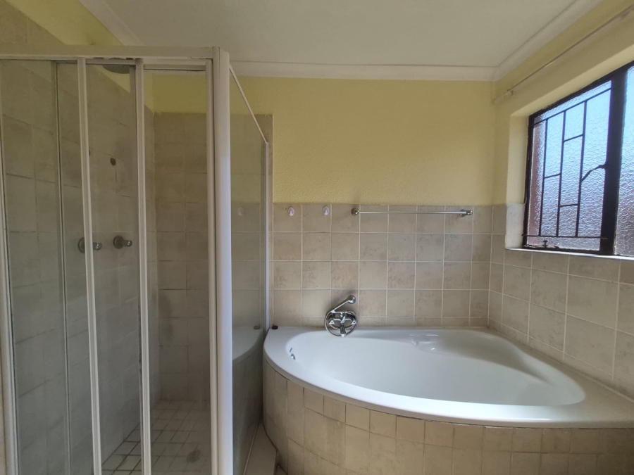 3 Bedroom Property for Sale in Edleen Gauteng