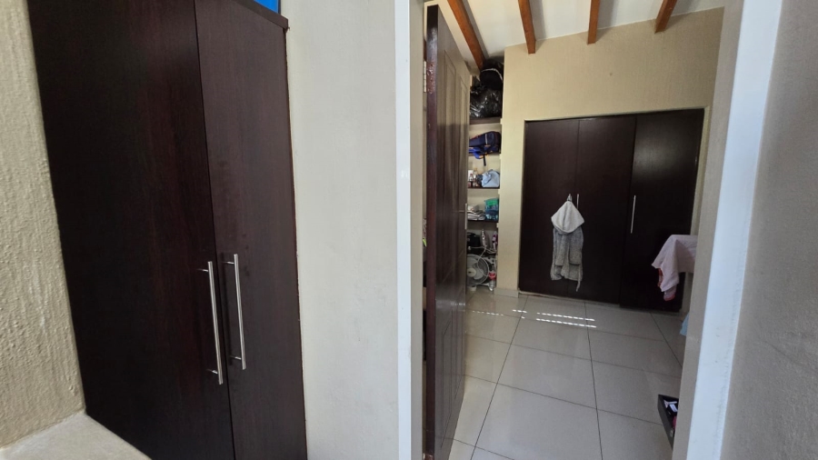 2 Bedroom Property for Sale in The Hill Gauteng