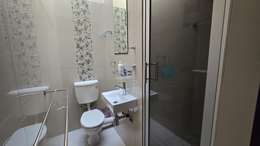 2 Bedroom Property for Sale in The Hill Gauteng