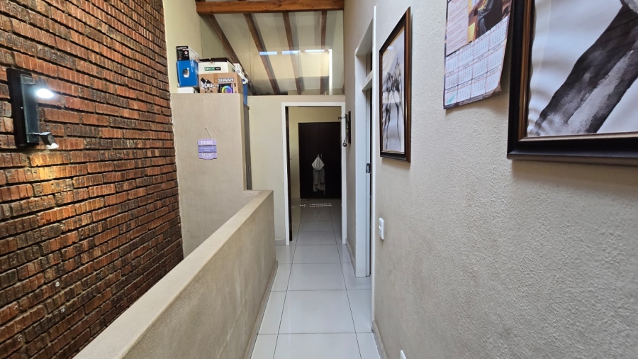 2 Bedroom Property for Sale in The Hill Gauteng