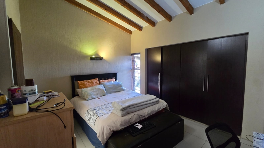 2 Bedroom Property for Sale in The Hill Gauteng