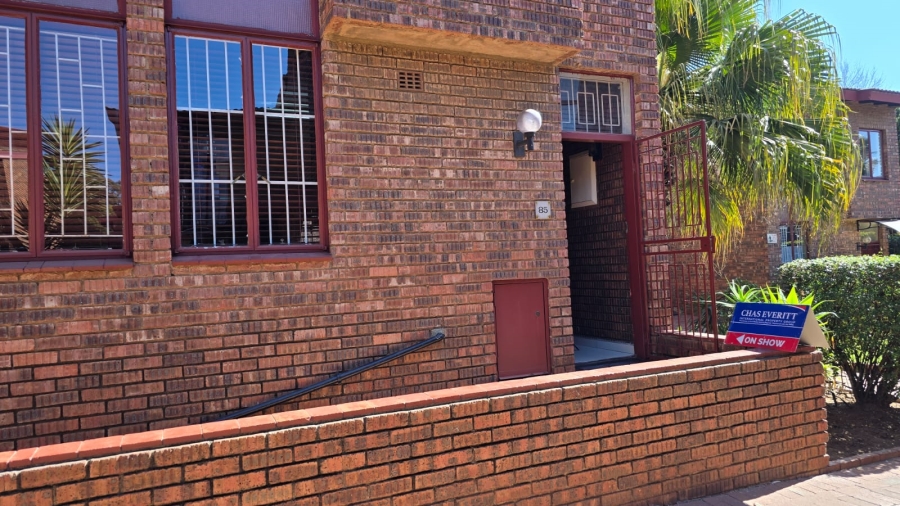 2 Bedroom Property for Sale in The Hill Gauteng