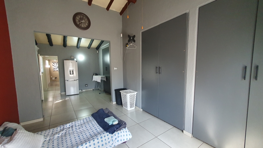 3 Bedroom Property for Sale in Brackendowns Gauteng