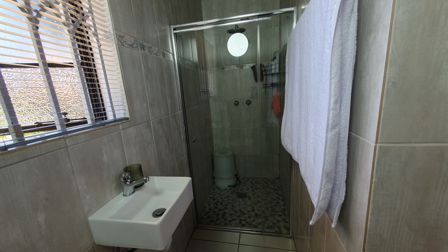 3 Bedroom Property for Sale in Brackendowns Gauteng