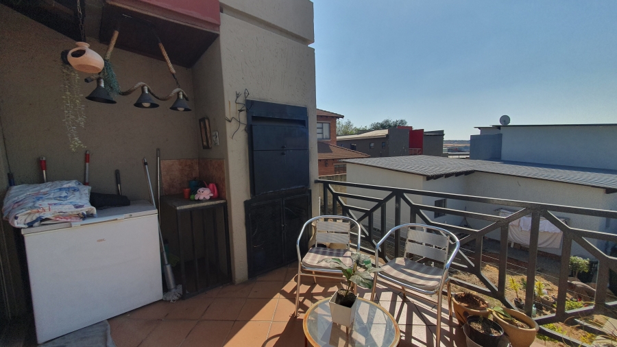 2 Bedroom Property for Sale in South Crest Gauteng