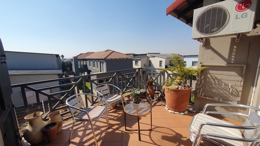 2 Bedroom Property for Sale in South Crest Gauteng