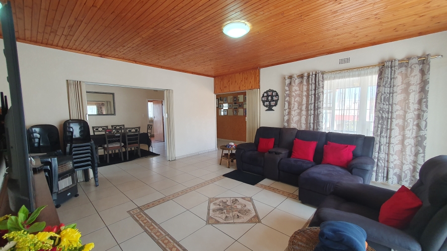 3 Bedroom Property for Sale in Risana Gauteng