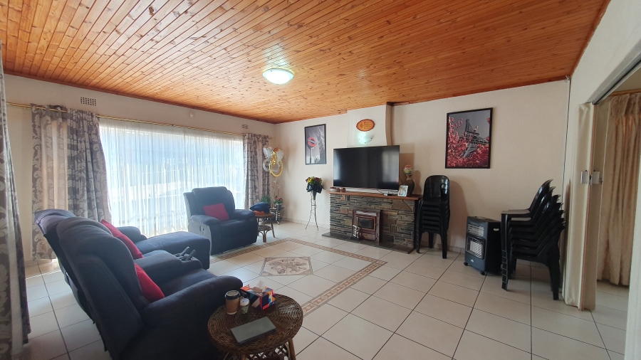 3 Bedroom Property for Sale in Risana Gauteng