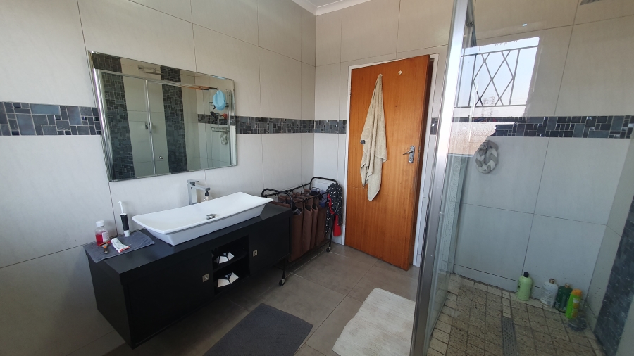 3 Bedroom Property for Sale in Risana Gauteng