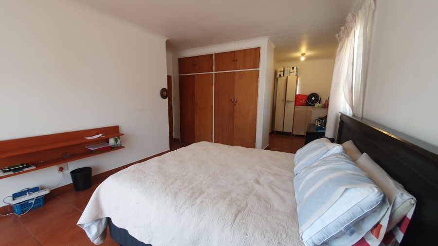 3 Bedroom Property for Sale in Risana Gauteng