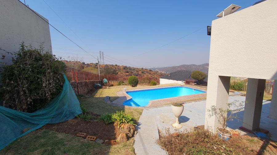 3 Bedroom Property for Sale in Risana Gauteng