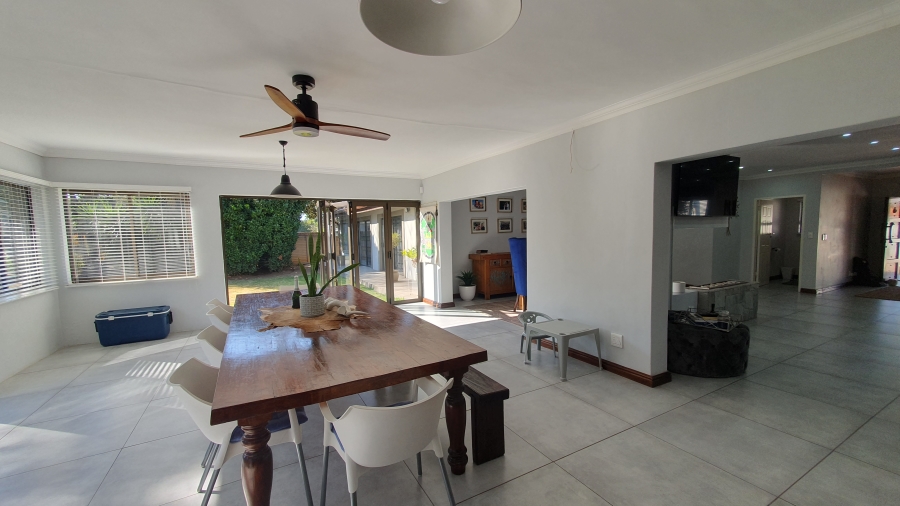 4 Bedroom Property for Sale in Brackenhurst Gauteng