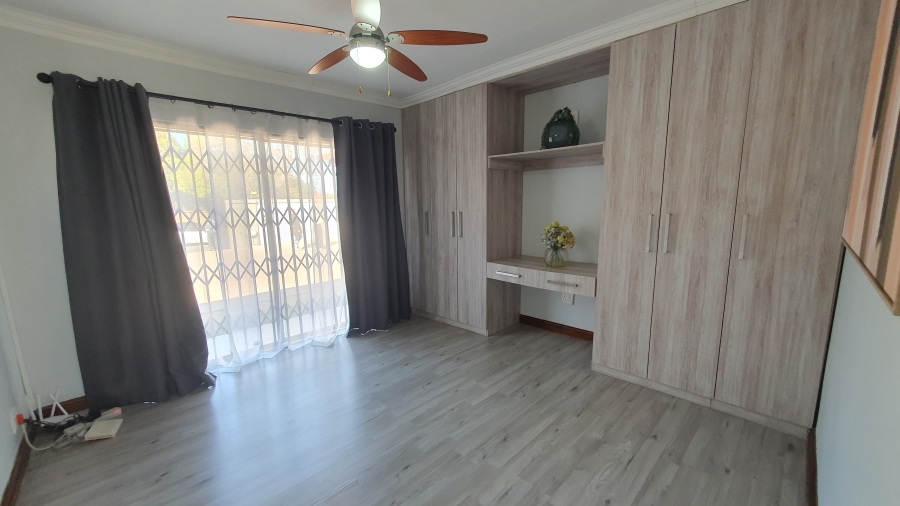 4 Bedroom Property for Sale in Brackenhurst Gauteng