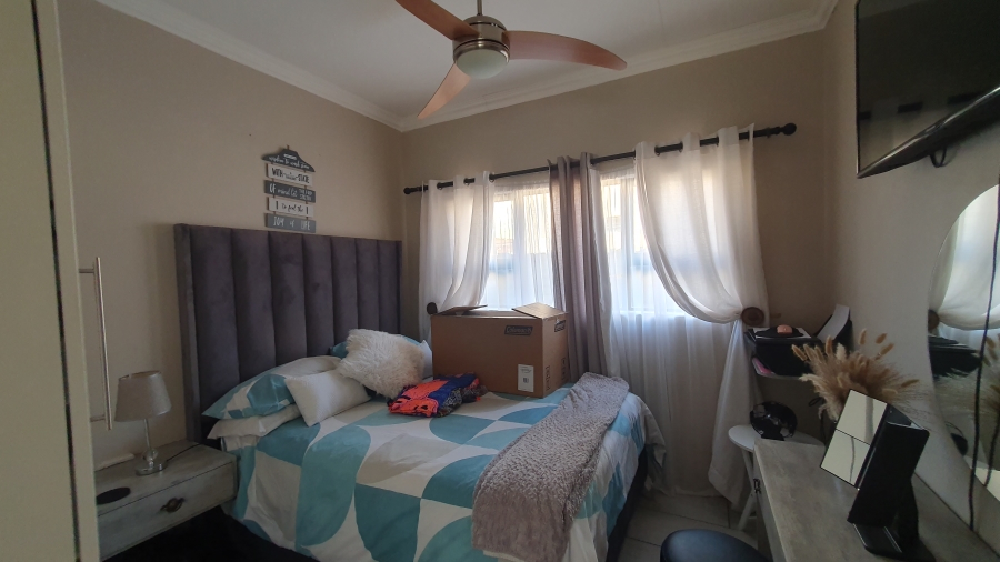 4 Bedroom Property for Sale in Brackenhurst Gauteng