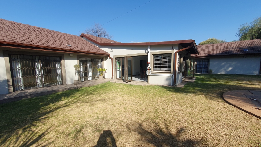 4 Bedroom Property for Sale in Brackenhurst Gauteng