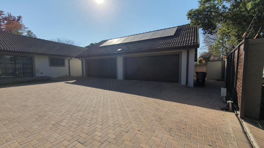 4 Bedroom Property for Sale in Brackenhurst Gauteng