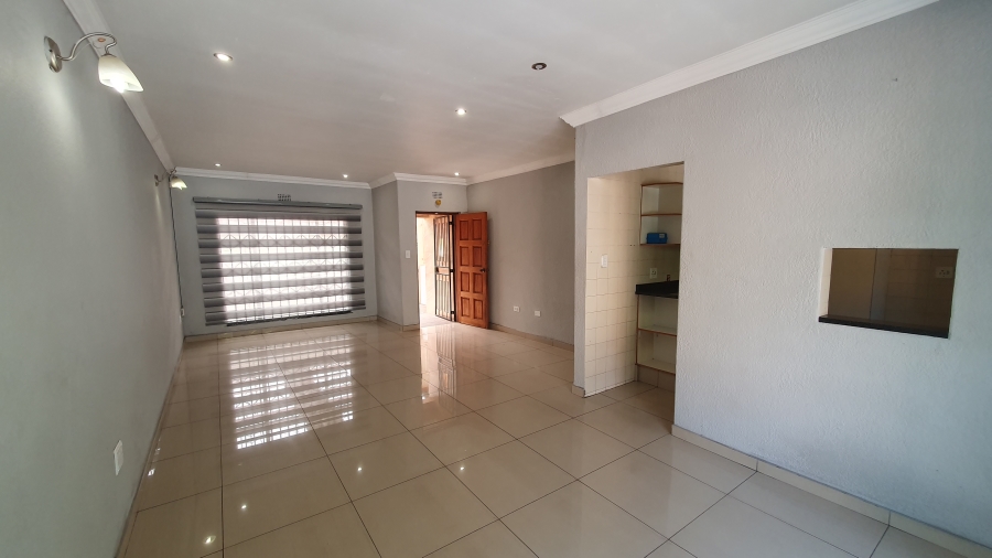 3 Bedroom Property for Sale in Brackendowns Gauteng