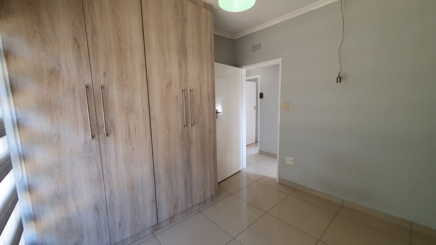 3 Bedroom Property for Sale in Brackendowns Gauteng