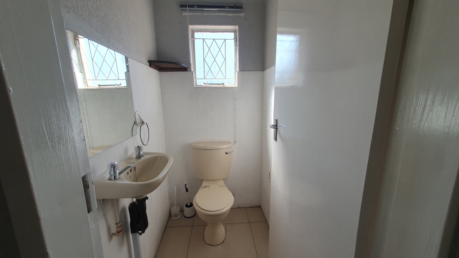 3 Bedroom Property for Sale in Brackendowns Gauteng