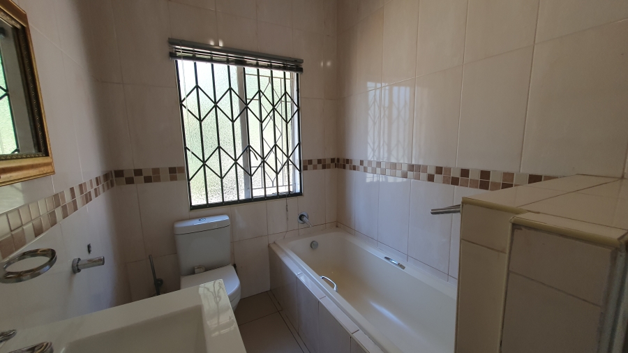 3 Bedroom Property for Sale in Brackendowns Gauteng