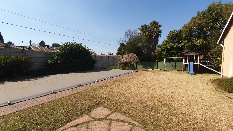 3 Bedroom Property for Sale in Brackendowns Gauteng