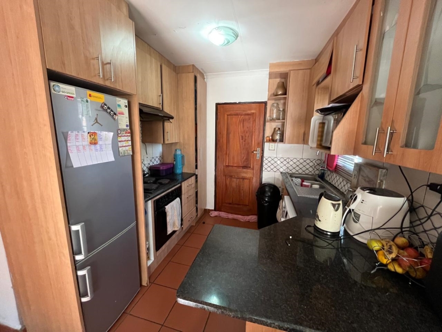 3 Bedroom Property for Sale in Albertsdal Gauteng