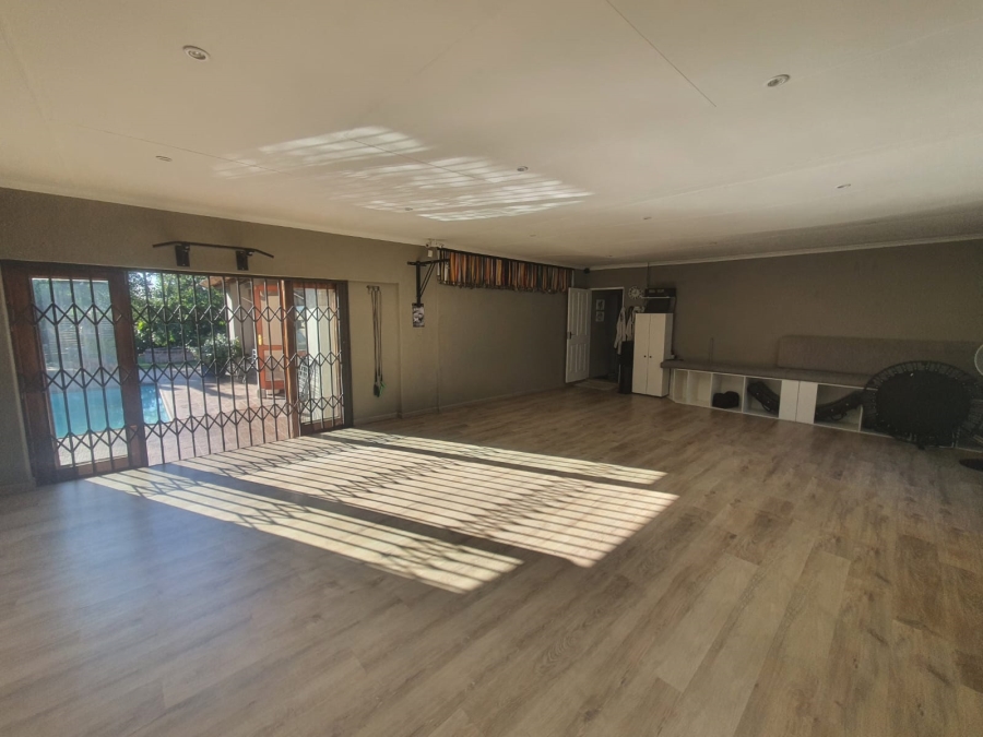 4 Bedroom Property for Sale in Randhart Gauteng