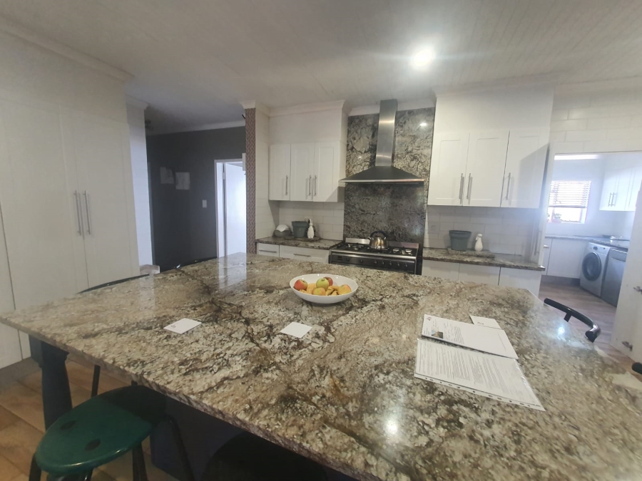 4 Bedroom Property for Sale in Randhart Gauteng