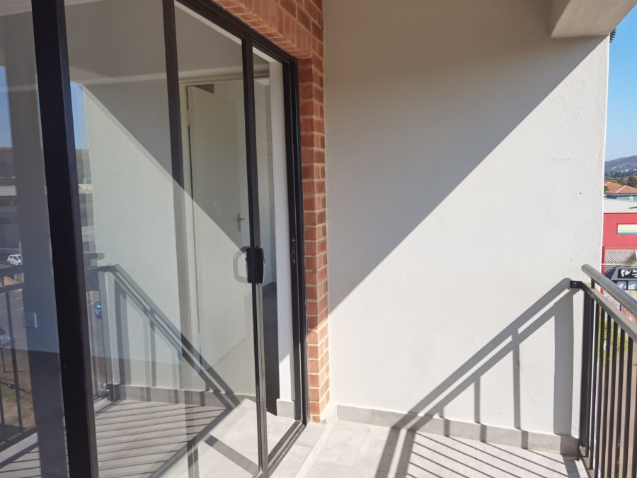 To Let 2 Bedroom Property for Rent in Waverley Gauteng